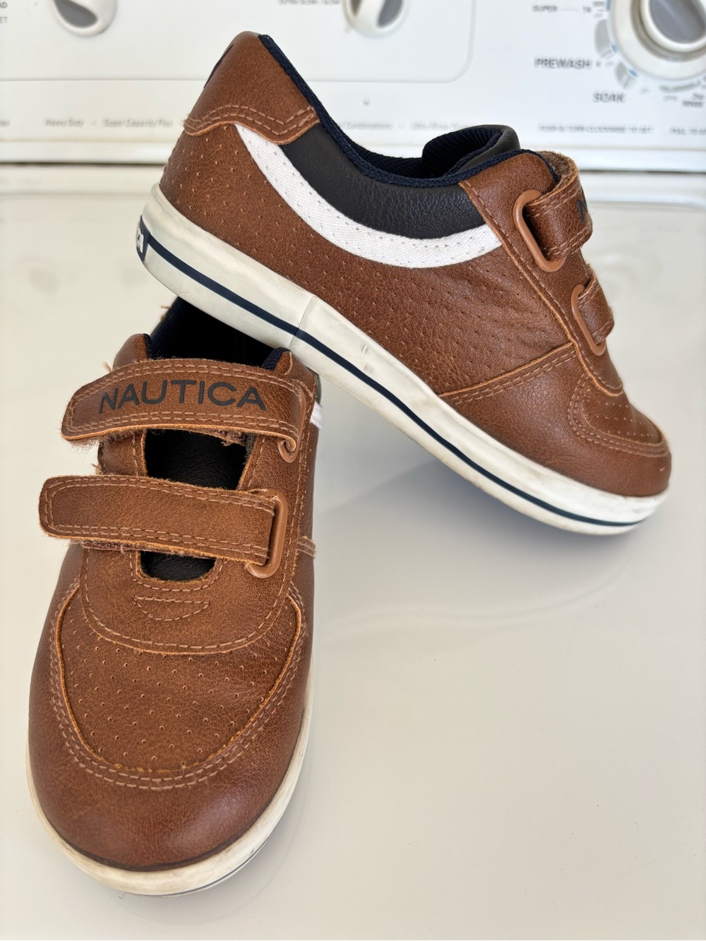 Nautica Kids Brown, Navy & White Velcro Strap Sneakers Sz 10 Little Kid